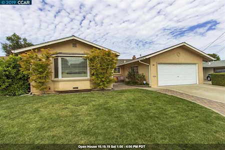 1231 Cape Cod Way Concord, CA 94521