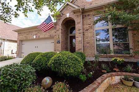 544 Wiltshire Dr Hutto, TX 78634