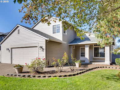 216 SW Sutherland Way Aloha, OR 97006