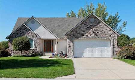 204 S Lakeshore Dr Raymore, MO 64083