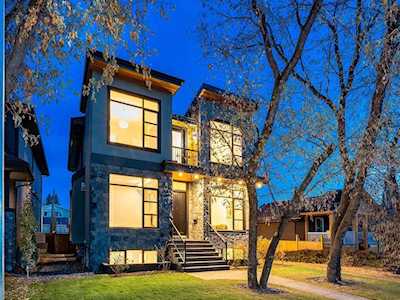 5848 Bowwater Crescent NW Calgary, AB T3B 2E2