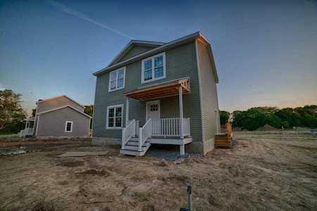 22 Farland Circle New Bedford, MA 02745