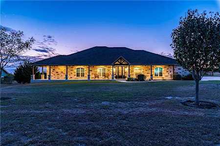466 Chama Trce Dripping Springs, TX 78620