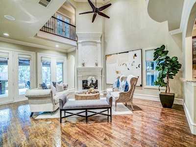 6702 Sondra Drive Dallas, TX 75214