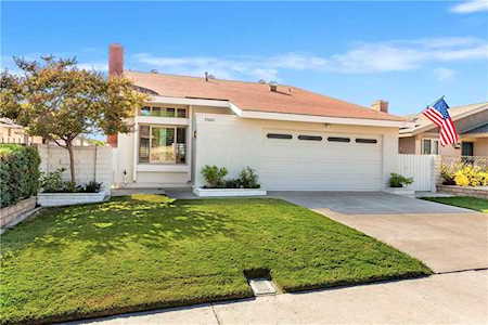 23081 Via Santa Maria Mission Viejo, CA 92691
