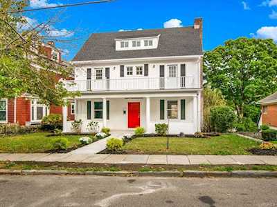 48 Hillcrest Ave Yonkers, NY 10705