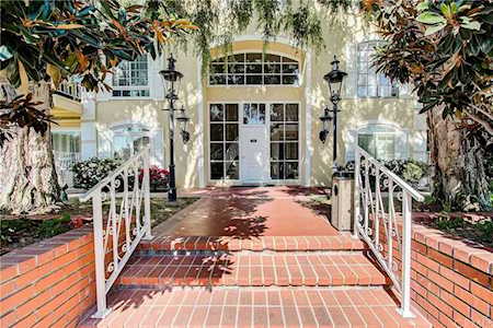 500 Cagney Ph Lane #9 Newport Beach, CA 92663