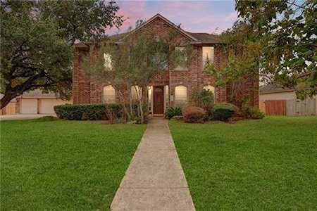 3201 Sunland Dr Austin, TX 78748