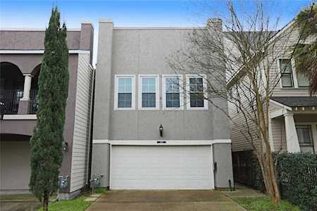 1135 Louise St Houston, TX 77009