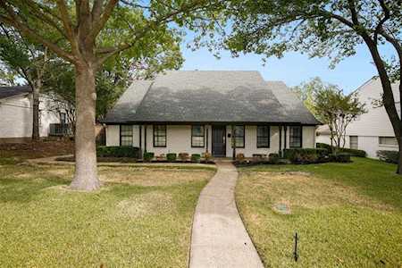 9923 Windledge Drive Dallas, TX 75238