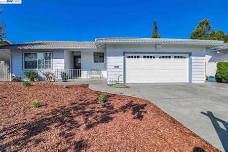 2458 Balmoral St Union City, CA 94587