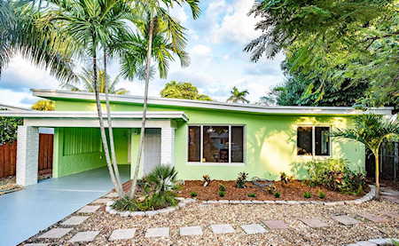 1622 N Palmway Lake Worth, FL 33460