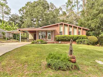 814 Chestwood Avenue Tallahassee, FL 32303
