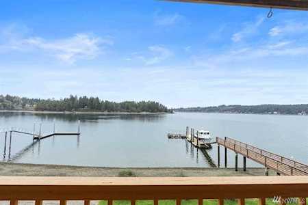 410 6th Ave Fox Island, WA 98333