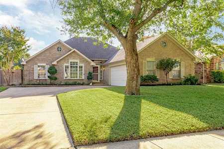 4509 Ainsworth Circle Grapevine, TX 76051