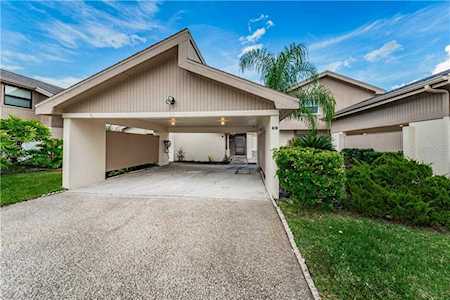 30 Eric Court Oldsmar, FL 34677