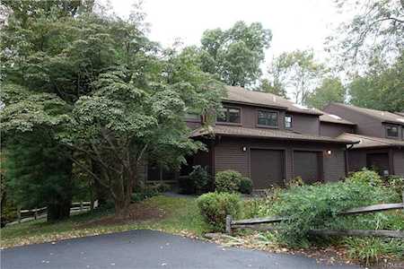 111 Woods Brooke Circle Ossining, NY 10562