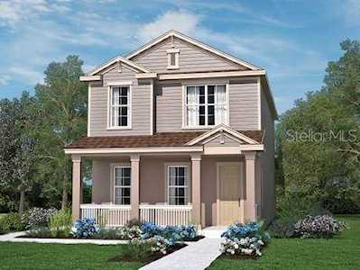1939 White Feather Loop Oakland, FL 34787