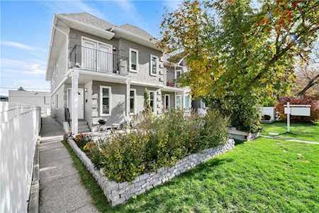 3510 14A Street SW Calgary, AB T2T 3W4