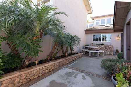 4266 Sandburg Way Irvine, CA 92612