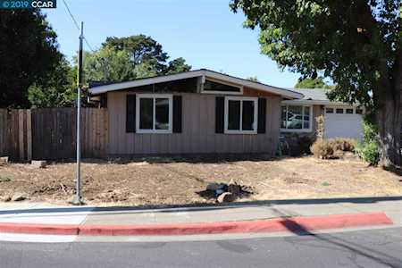 3367 Esperanza Dr Concord, CA 94519