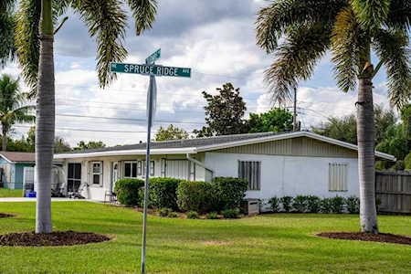 1245 NE Silver Maple Way Jensen Beach, FL 34957
