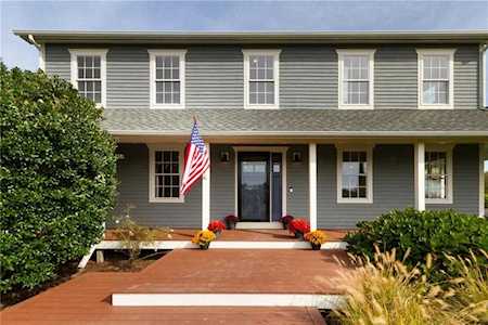 10 Serenity DR Middletown, RI 02842