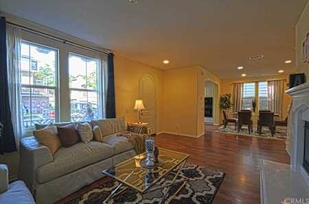 215 Liberty Street Tustin, CA 92782