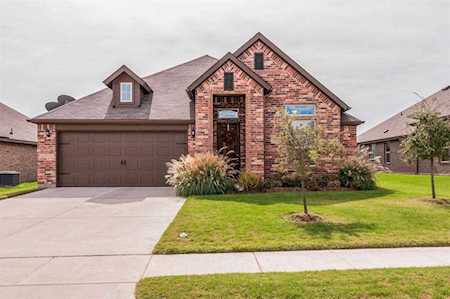 271 Pine Crest Drive Justin, TX 76247