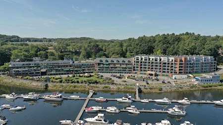 60 Merrimac #505 Amesbury, MA 01913