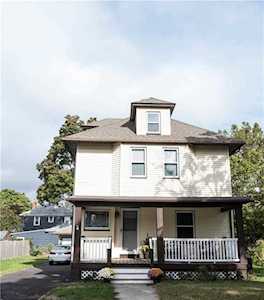 131 Massasoit AV Cranston, RI 02905