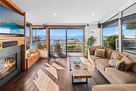 883 Acapulco Street Laguna Beach, CA 92651