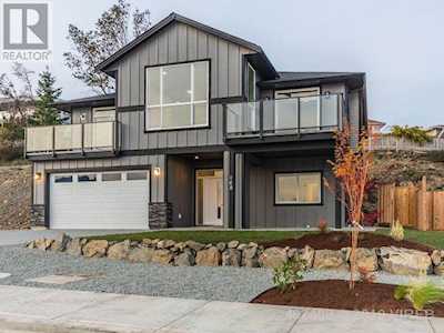 168 Golden Oaks Cres Nanaimo, BC V9T0K8