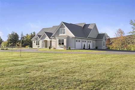 125 Summit Rd Sutton, NH 03260