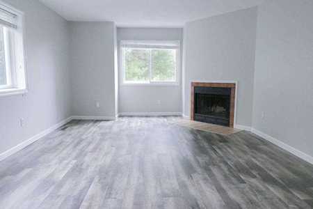 3 Ascot Lane #3 Uxbridge, MA 01569