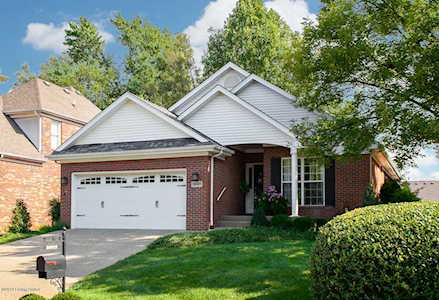 10009 Ivybridge Cir Louisville, KY 40241