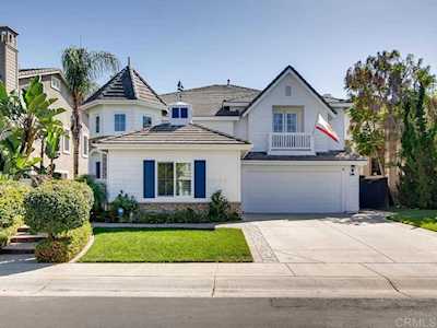 1585 Glencrest Dr San Marcos, CA 92078
