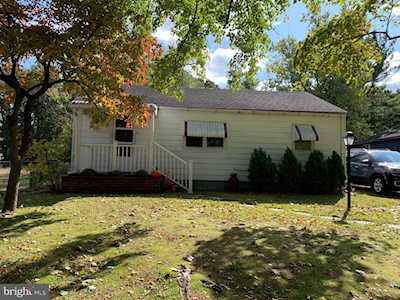 72 Stecher Ave Riverside, NJ 08075