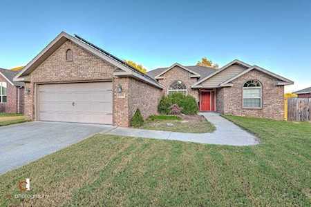 570 Timber Ridge ST Centerton, AR 72719