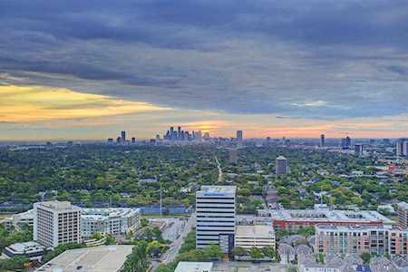 4521 San Felipe Houston, TX 77027