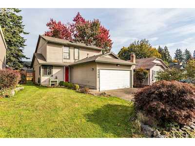 8365 SW Fanno Creek Dr Tigard, OR 97224