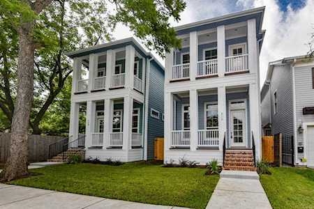 208 W 24th St Houston, TX 77008