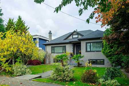 6895 Curtis Street Burnaby, BC V5B 2B2