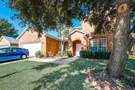 5145 Chessie Circle Haltom City, TX 76137