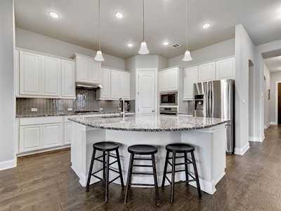 489 Founders Rdg Dripping Springs, TX 78620