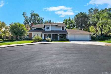 9832 Oxbridge Circle North Tustin, CA 92705