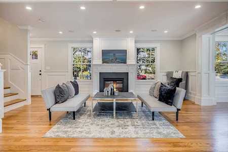 307 Mt Auburn St #307 Watertown, MA 02472