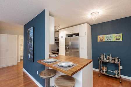 2446 Aldrich Avenue S #105 Minneapolis, MN 55405