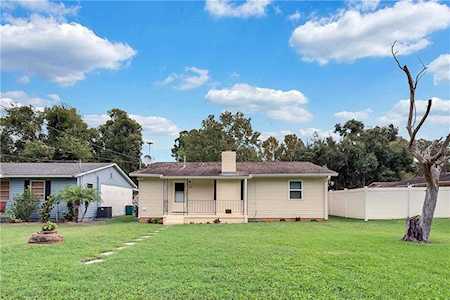 810 N New Hampshire Avenue Tavares, FL 32778