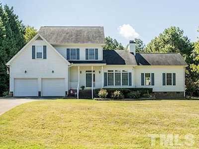 1809 Wood Henge Drive Raleigh, NC 27613